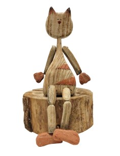 Seated wooden cat with articulated legs 2