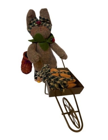 Conejo de Fieltro con Carretilla – Decoración Artesanal 32x25 cm