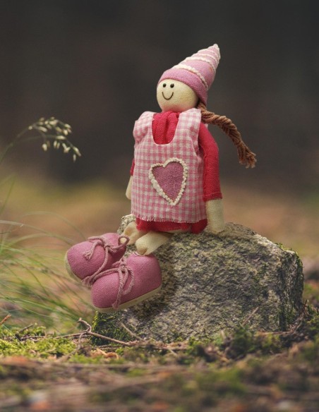 Decorative fabric sitting doll - Pink and red - 15 cm