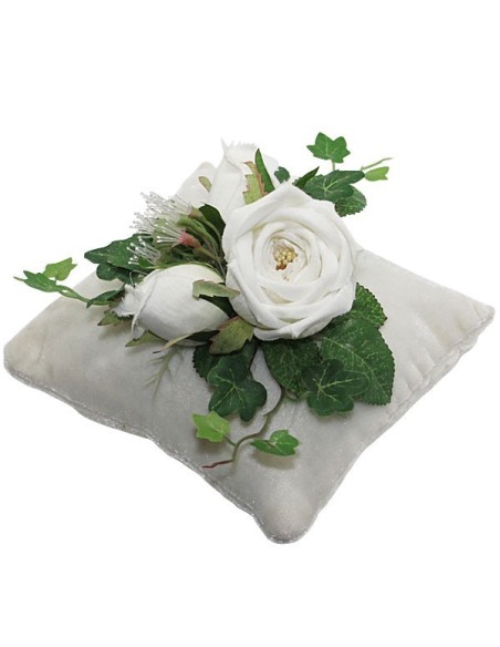 Flowered cushion with vanilla scent